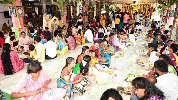 ఘనంగా వసంత పంచమి వేడుకలు.. అమ్మవారి ఆలయాల్లో అక్షరాభ్యాసాలు