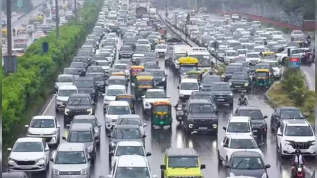 Vijayawada Hyderabad Traffic: విజయవాడ - హైదరాబాద్ హైవేపై భారీ రద్దీ.. పోలీసుల చర్యలివే..