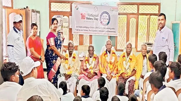 ఓటుతోనే భవిష్యత్తు