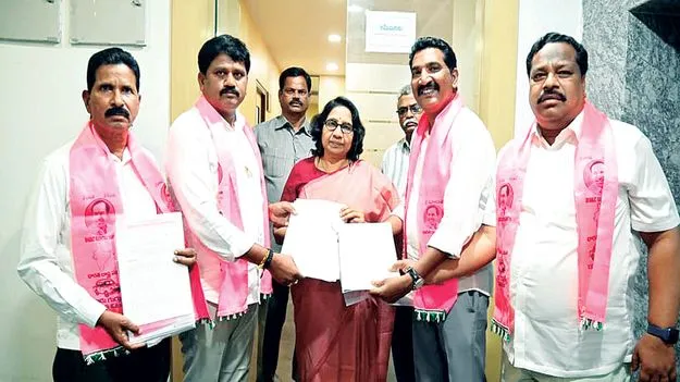 గద్వాల ఎమ్మెల్యేపై ఎన్నికల సంఘానికి బీఆర్‌ఎస్‌ ఫిర్యాదు