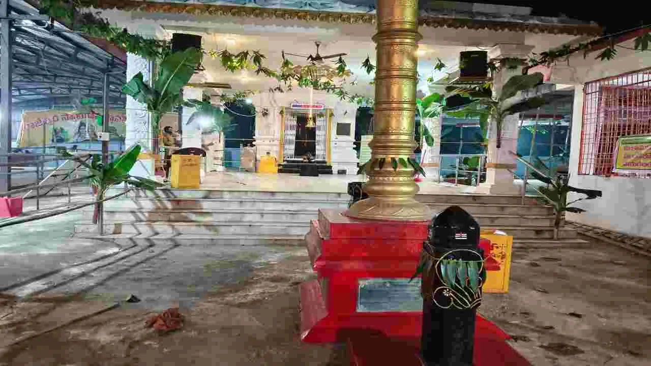 మహాశివరాత్రికి ముస్తాబైన ఆలయాలు