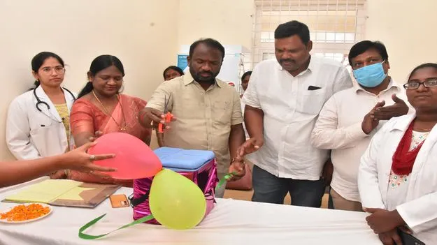 గర్భాశయ క్యాన్సర్‌ నివారణ వ్యాక్సిన్‌ తీసుకోవాలి 