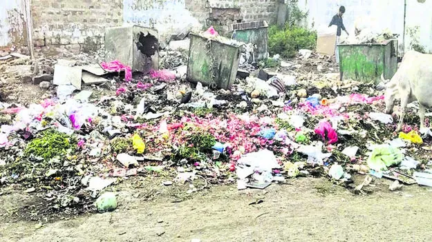 GARBAGE: అపరిశుభ్రంగా..
