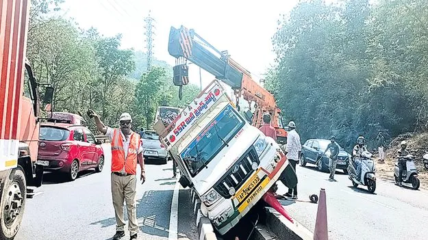పెరుగుతున్న రోడ్డు ప్రమాదాలు