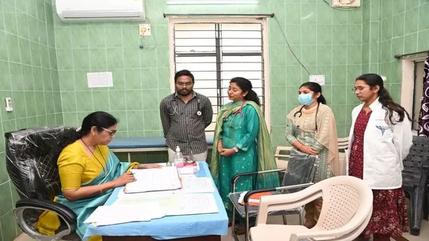 kumaram bheem asifabad- ప్రజలకు మెరుగైన వైద్య సేవలు అందించాలి