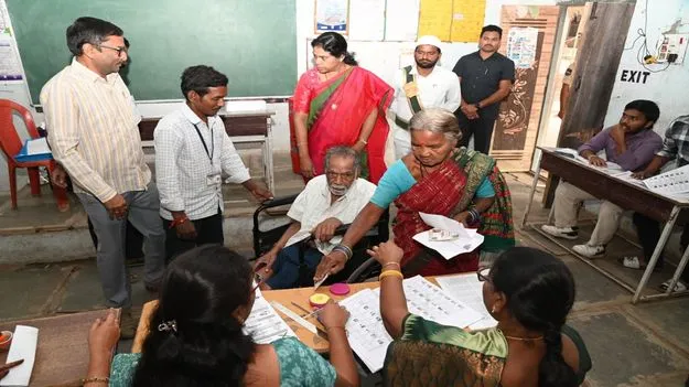 kumaram bheem asifabad- ఓటర్లు ఇబ్బంది పడకుండా పకడ్బందీ ఏర్పాట్లు