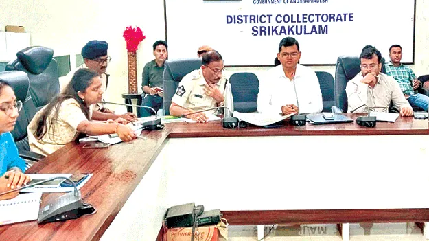 ఉత్సవాల పర్యవేక్షణకు కంట్రోల్‌రూమ్‌