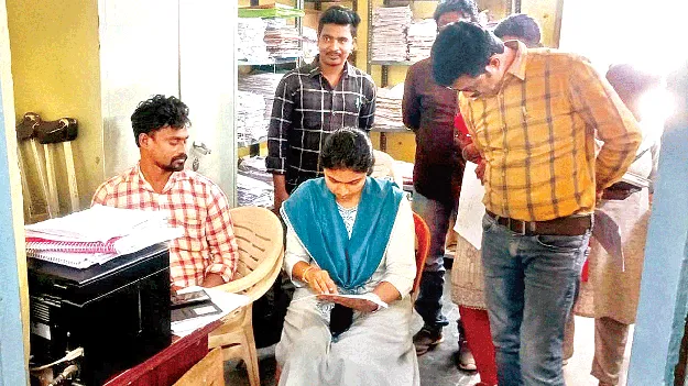 తప్పులులేని పాసు పుస్తకాలు ఇవ్వాలి