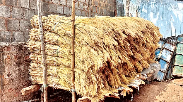  కొండచీపుర్లను కొనట్లే!