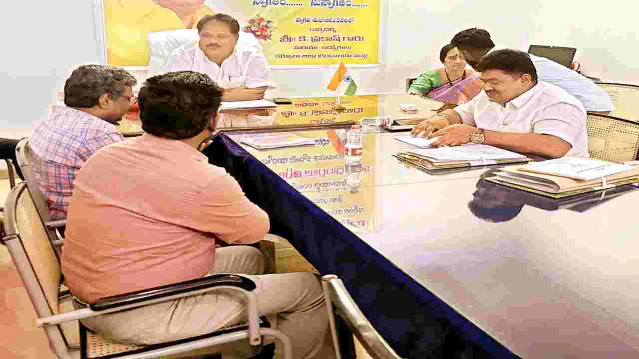      నిధులు సాధిస్తాం