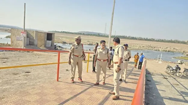 గోదావరిఖని పుష్కరఘాట్‌లను పరిశీలన 