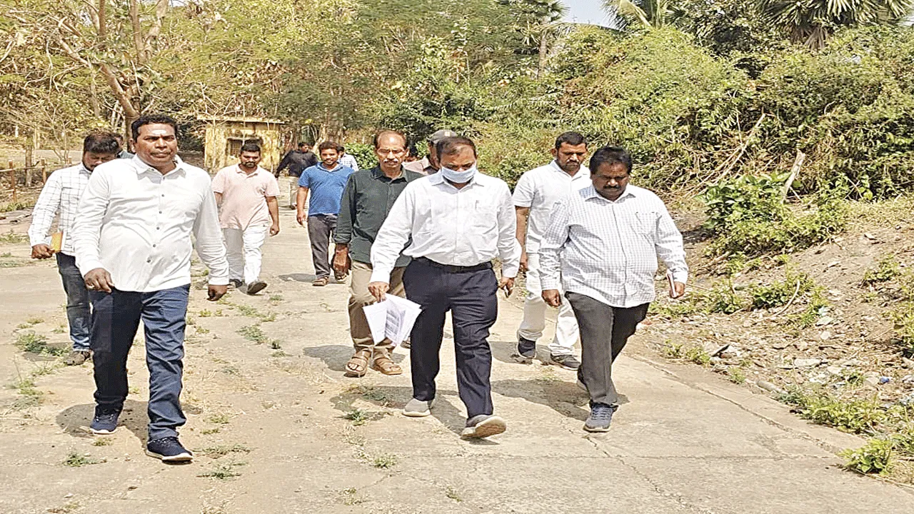 తడి, పొడి చెత్తను సేకరించాలి