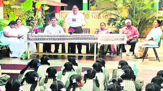 DOCTOR: నులిపురుగుల నిర్మూలనతో పిల్లల్లో వికాసం