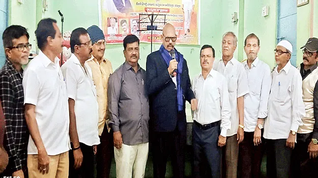 టీజీవీ మైనార్టీ కళాక్షేత్రాన్ని వినియోగించుకోవాలి