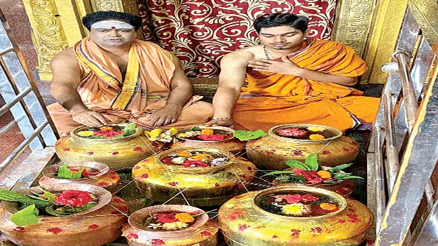 Everything is ready for the jatara జాతరకు సర్వం సిద్ధం