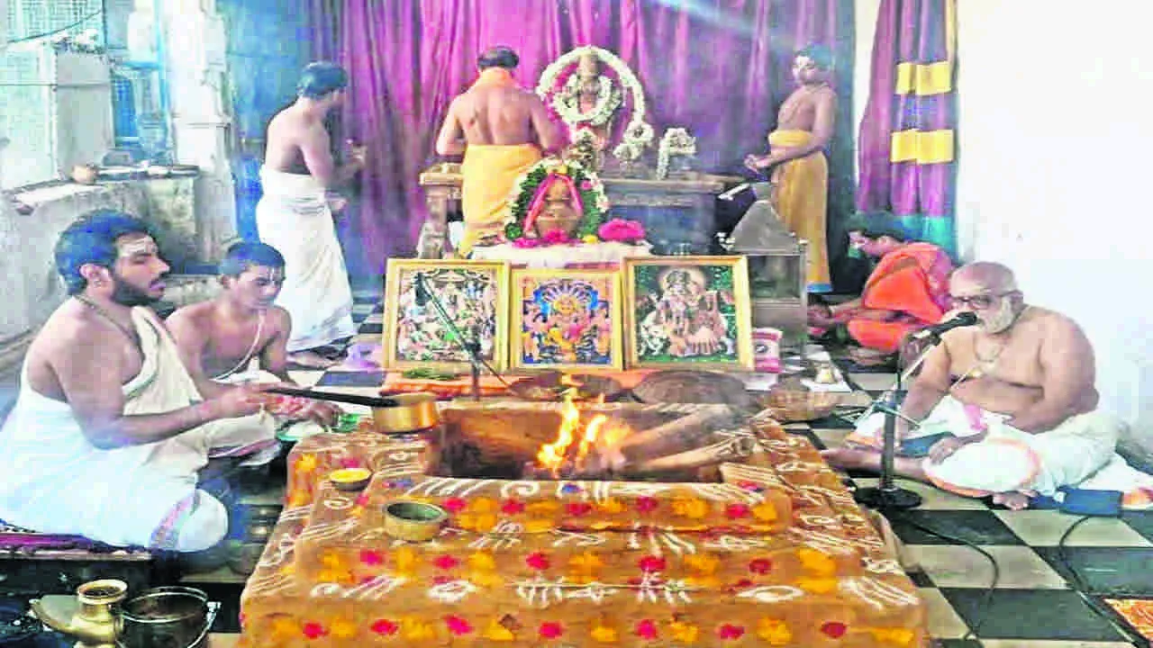 HOMAM: కసాపురంలో మన్యుసూక్త హోమం