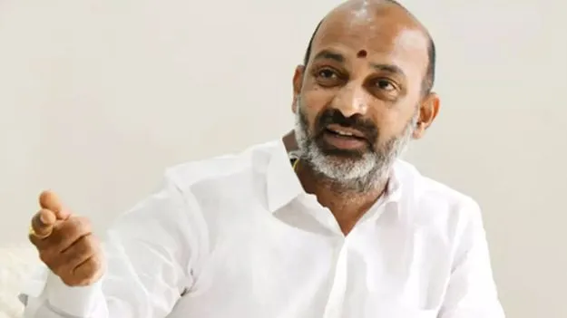 హైదరాబాద్‌పై కాషాయ జెండా ఎగరేస్తాం