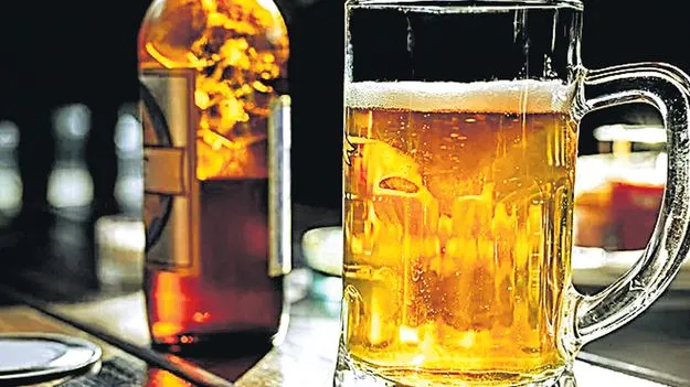 బీరు మీద బీరు కొట్టేస్తున్నారు!