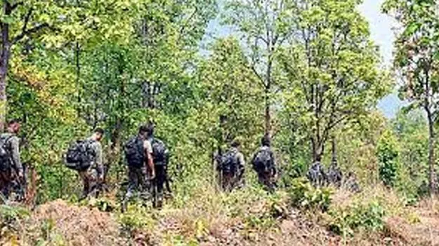 మావోయిస్టులు జనజీవన స్రవంతిలో..కలిసేందుకు ప్రభుత్వాలు సహకరించాలి