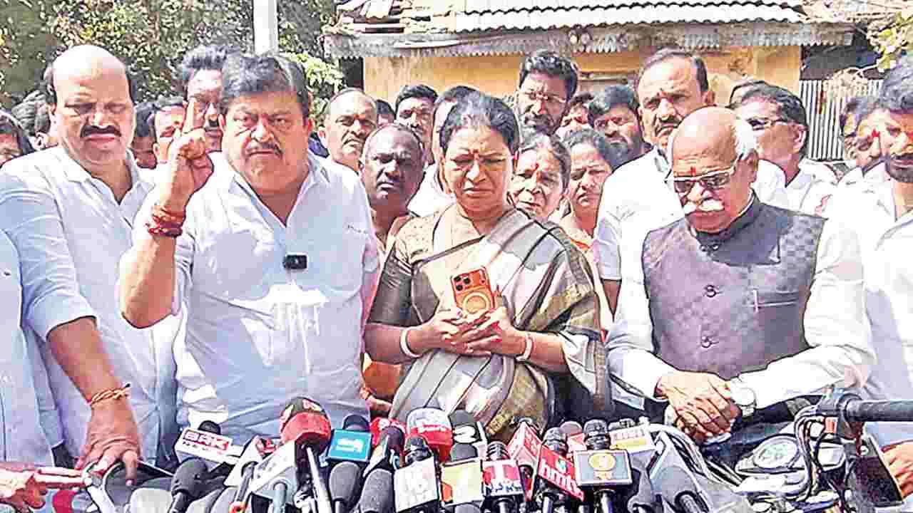 మక్తల్‌లో బీజేపీ కౌన్సిలర్‌ అభ్యర్థి  మహదేవప్ప బలవన్మరణం!