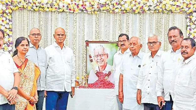 మల్లిన సేవలు మరువలేనివి