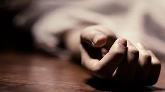 బీమా డబ్బుల కోసం భర్తనే చంపించింది! 