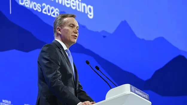 డబ్ల్యూఈఎఫ్‌ అధ్యక్షుడికి ఎప్‌స్టీన్‌ దెబ్బ!