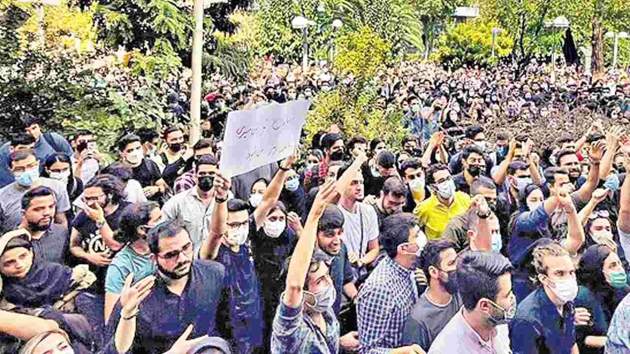 ఇరాన్‌లో ఉన్న భారతీయులంతా వెంటనే వచ్చేయాలి