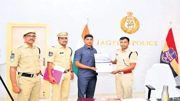 నేరాల ఛేదనలో పోలీస్‌ జాగిలాల సేవలు కీలకం