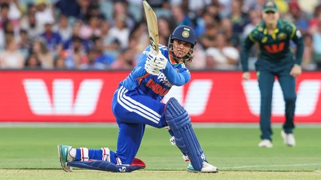 గెలిచారు.. చరిత్ర సృష్టించారు