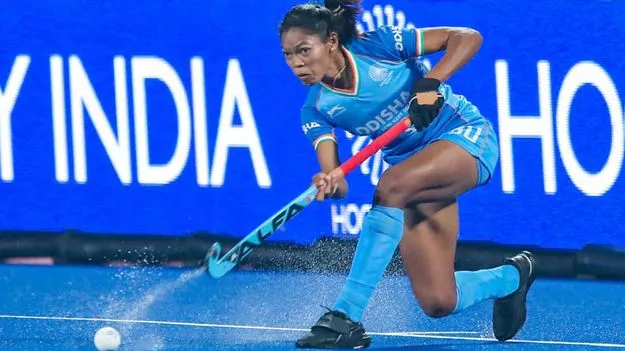 సలీమాకు హాకీ పగ్గాలు