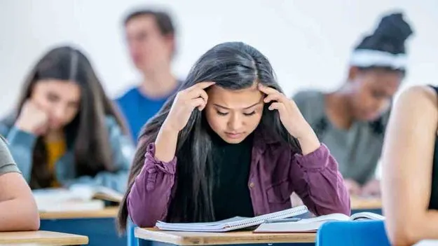 నిశ్శబ్దంగా దహిస్తున్న ‘స్టూడెంట్ బర్నౌట్’