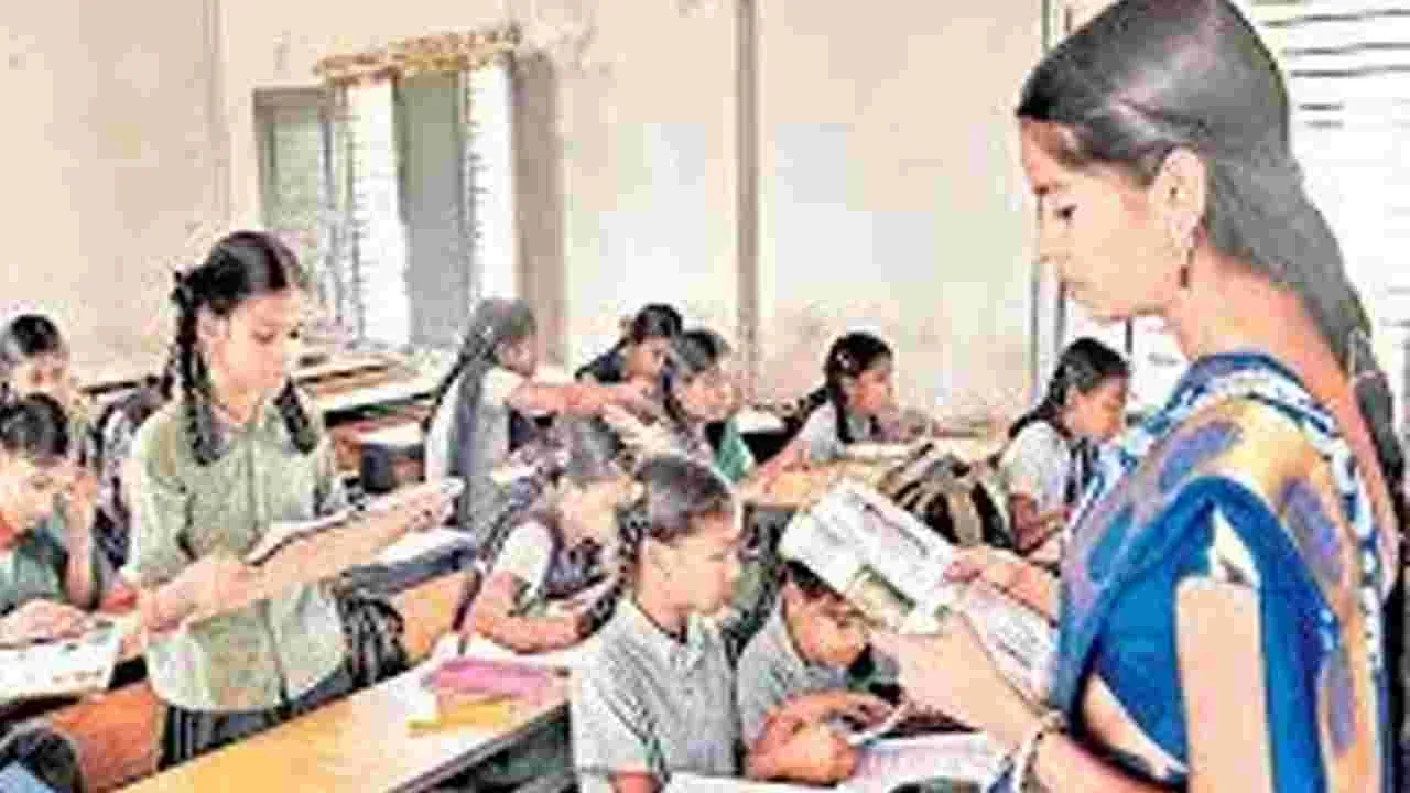 కొత్తగా 10వేల పోస్టులు మంజూరు చేయాలి