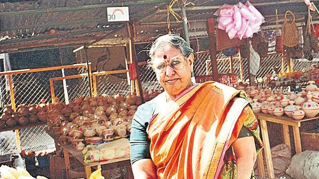 రచయిత్రి పోలాప్రగడ రాజ్యలక్ష్మి కన్నుమూత