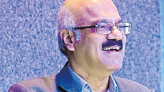 స్కూళ్ల వద్ద ఫాస్ట్‌ఫుడ్‌ స్టాల్స్‌ తొలగించాలి!