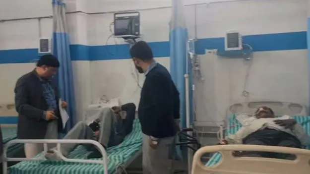 యూపీలో క్యాటరాక్ట్‌ శస్త్ర చికిత్సలు విఫలమై 9 మంది కళ్లు తీసేశారు