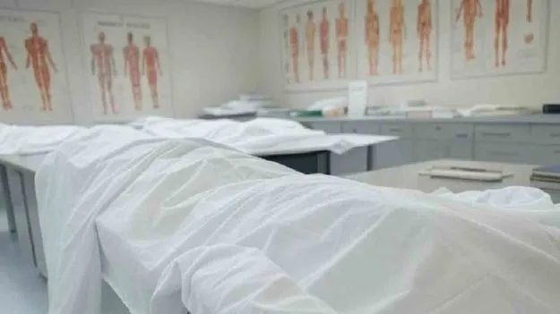 అనాథ శవాలను మెడికల్‌ కాలేజీలకు ఇవ్వాలి