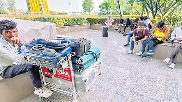 మనవారిని తీసుకురావడం ఎలా?