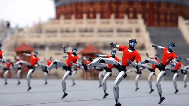 మార్షల్‌ ఆర్ట్స్‌ ఇరగదీసిన చైనా రోబోలు!