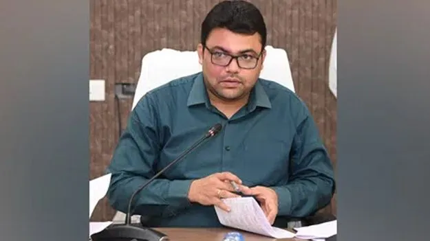 కుమ్మెర జాతర ఘటనపై బీసీ కమిషన్‌కు నివేదిక 