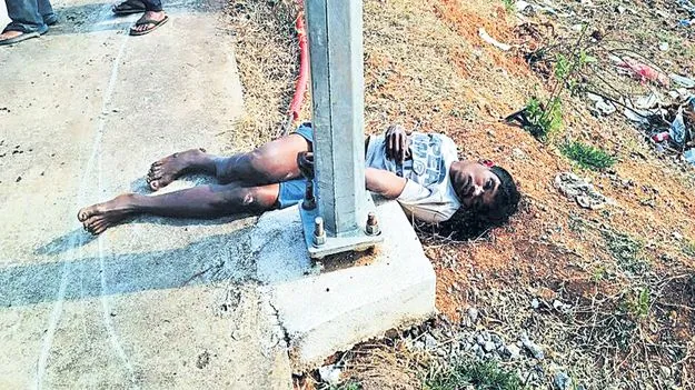  రోడ్డు ప్రమాదంలో యువకుడి మృతి