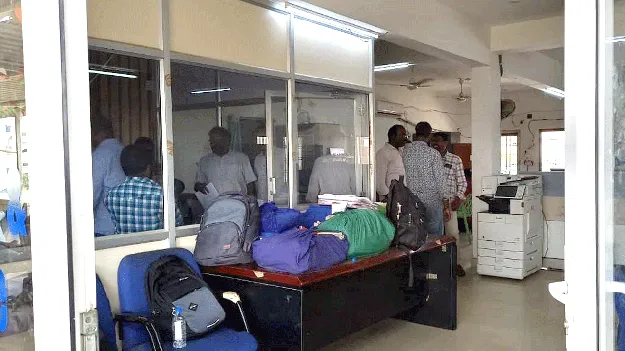 24 గంటలపాటు   ఆర్డీవో కార్యాలయంలో ఏసీబీ సోదాలు