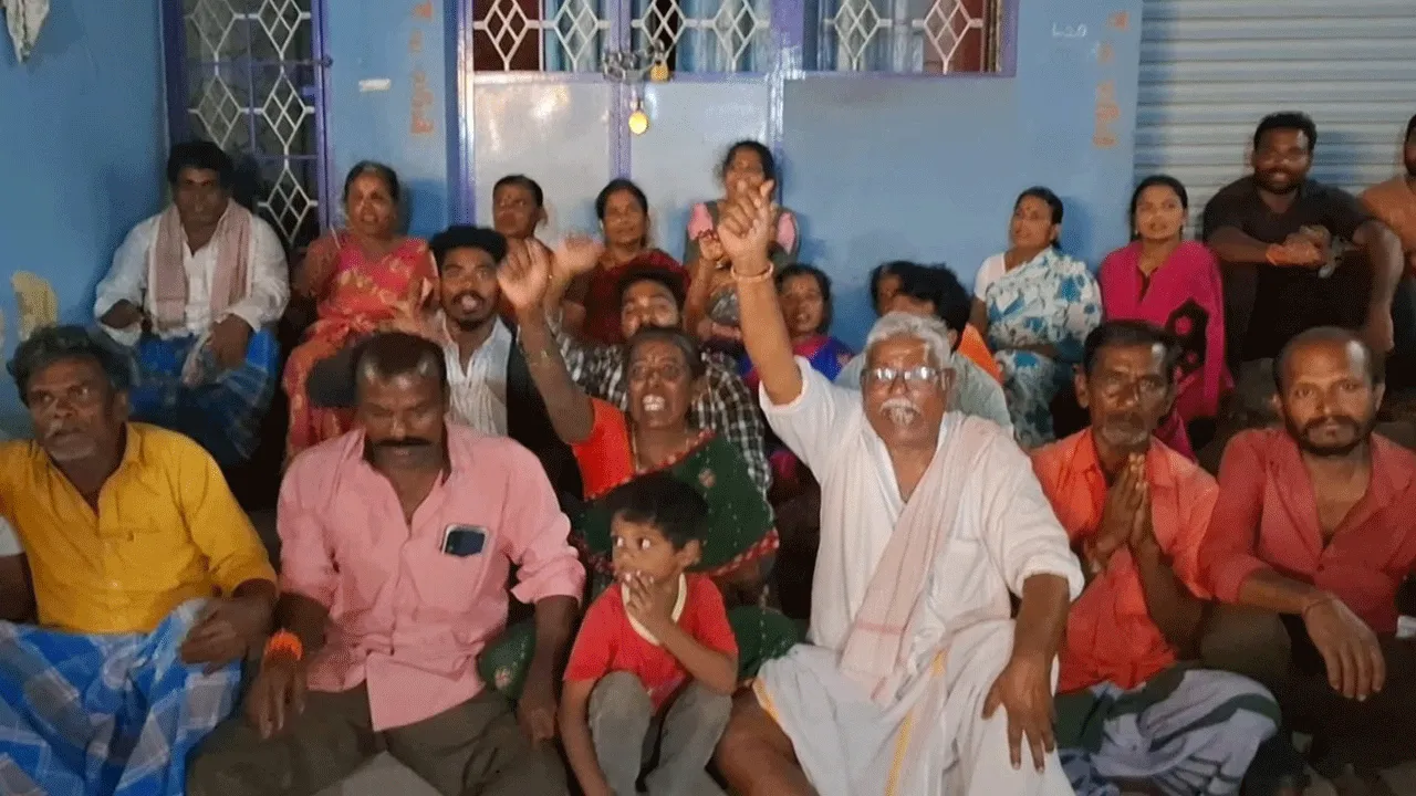 ఇదిగో ఇస్తానంటూ ఐపీ పెట్టాడు 