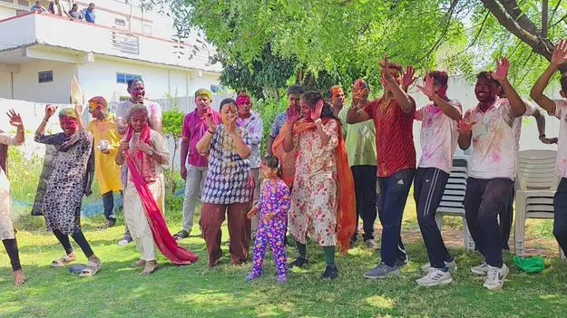 kumaram bheem asifabad- హోలీ.. సంబరాల కేళి