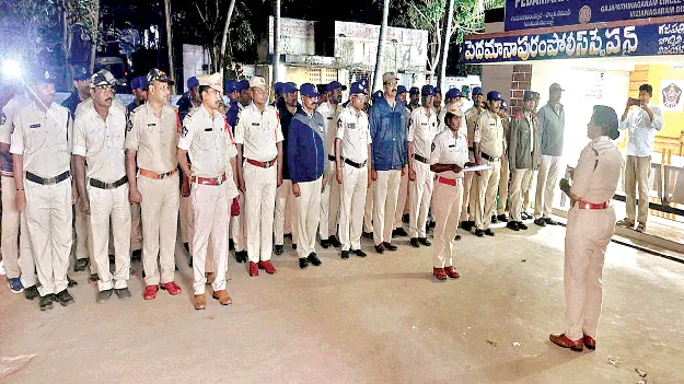 నేరాల నియంత్రణే లక్ష్యం