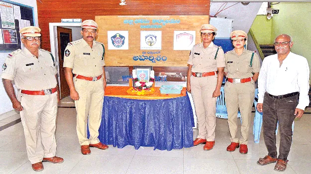 ‘ఉయ్యాలవాడ’కు నివాళి