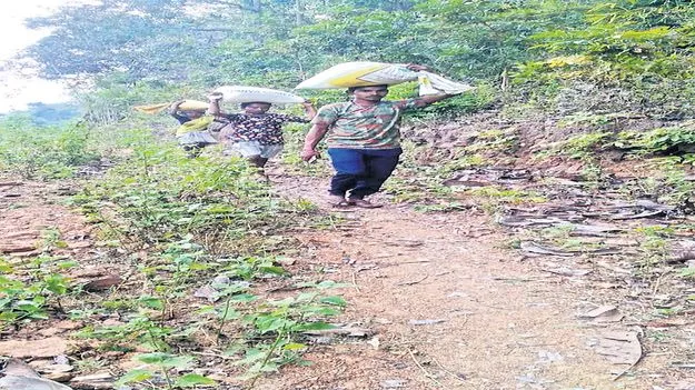 దారి లేక అవస్థలు