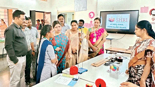పీఎంశ్రీ పాఠశాలల్లో భవిష్యత్తుకు బాట