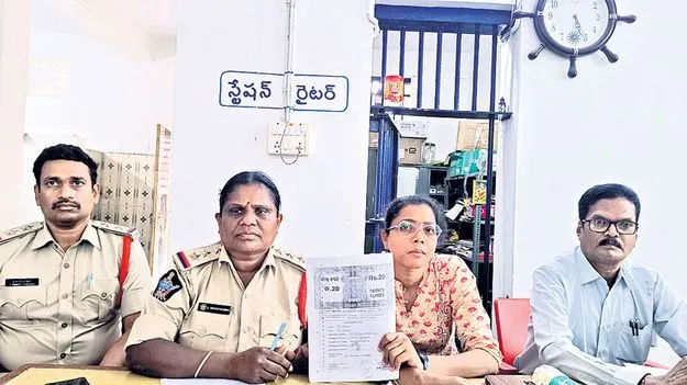 గ్రామ కంఠం ఆక్రమణ