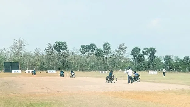 కొనసాగుతున్న దివ్యాంగుల వీల్‌చైర్‌ క్రికెట్‌ పోటీలు